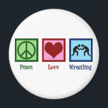 Peace Love Wrestling Magneet<br><div class="desc">Vredesliefdesweduwen. Cool worstelaar cadeau met een vredesbord,  hart en twee jongens die in een gezamenlijk slot in een worstelwedstrijd in de ring graven. Geweldige worstelbuscadeau van iemand die op een team worstelt.</div>