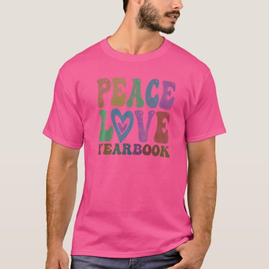  PEACE LOVE YEARBOOK Retro Publicatie bewerken T-shirt (Voorkant)