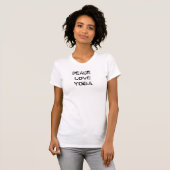 Peace Love Yoga Tshirt (Voorkant volledig)