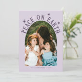 Peace on Earth Arch Foto Paarse Kerst Feestdagenkaart (Staand voorkant)