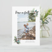 Peace on Earth Botanische berry foto Feestdagenkaart (Staand voorkant)