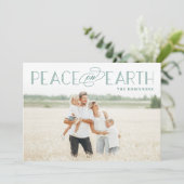 Peace on Earth Editable Color Holiday Photo Card Feestdagenkaart (Staand voorkant)