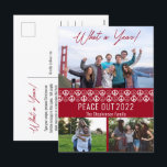 Peace Out 2023 Wat een jaar 3 fotocollage - Rood Feestdagenkaart<br><div class="desc">"Peace Out 2023" "What a Year!" drie fotocollage versierd met vredessymbool solide en omtrekpatroon herhalen op de voorkant uw unieke berichten op de achterkant. Composietontwerp van Holiday Hearts Design (rechten voorbehouden). Foto's voor plaatsaanduidingen voor sjablonen die via Unsplash worden geleverd.</div>
