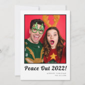 Peace Out Fun Couple Photo met Kerstmis Feestdagenkaart (Voorkant)