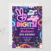 Peace Out Single Digits Neon Glow Girl Verjaardag Kaart (Voorkant)
