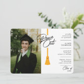 Peace Out Yellow Tassel Photo Afstuderen Aankondiging (Staand voorkant)