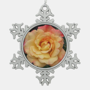 Peace-Roos: prachtige roze en gele bloemen Tin Sneeuwvlok Ornament