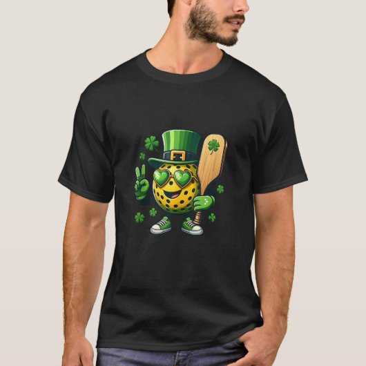 Peace Sign Hand Funny St Patricks Day Lucky Pickle T-shirt (Voorkant)