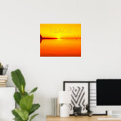 Peaceful Amber Sunset over Water Poster (Thuiskantoor)