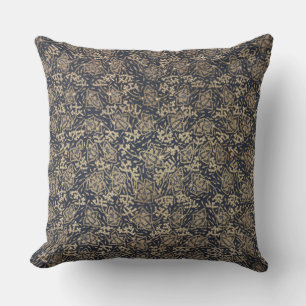 Peaceful Blue & Cream Batik Sierkussen