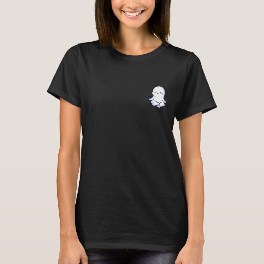 Peaceful Cute Ghost Meditating in Lotus Yoga Pose T-shirt (Voorkant)