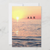 Peaceful Elegant Beach Sunset Weduwuitnodiging Kaart (Achterkant)