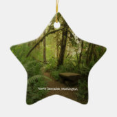 Peaceful Green Forest Trail in Washington Keramisch Ornament (Voorkant)