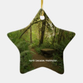 Peaceful Green Forest Trail in Washington Keramisch Ornament (Achterkant)