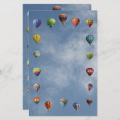 Peaceful Hot Air-ballonnen Border Blue Cloudy Sky Briefpapier (Voorkant / Achterkant)