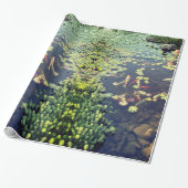 Peaceful Koi Fish Pond Cadeaupapier (Uitgerold)