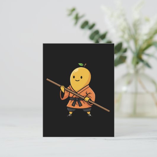 Peaceful Mango Shaolin Monk Warrior Staff  Briefkaart (Staand voorkant)