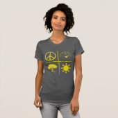 Peaceful Tredenaar Gold Gliph T-Shirt voor vrouwen (Voorkant volledig)