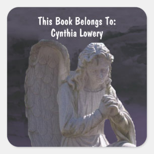 Peaceful White Stone Praying Angel Statue Paars Vierkante Sticker