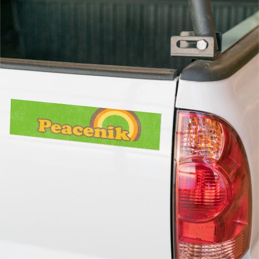 Peacenik Bumpersticker (Op Truck)