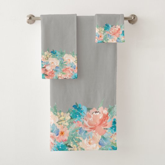 Peach and Aqua Waterverf Floral Pattern Bad Handdoek (Insitu)