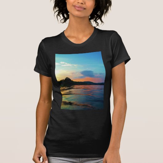 Peach and Blue Sunset op het bergmeer T-shirt (Voorkant)