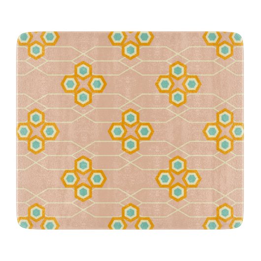 Peach background hexagonal floral pattern  snijplank (Voorkant)