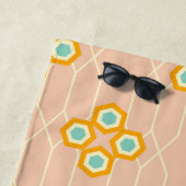 Peach background hexagonal floral pattern  strandlaken (In situ)