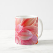Peach Blush Dahlia Blossom Koffiemok (Voorkant rechts)