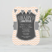 Peach Chalkboard Chevron Baby shower Invite Kaart (Staand voorkant)