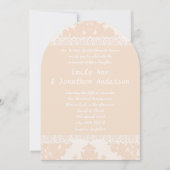 Peach Damask Monogram Wedding Invitations Kaart (Voorkant)