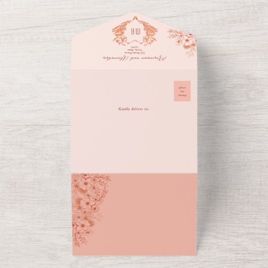 Peach en Blush Roze Monogram Trouwen All In One Uitnodiging (Buitenkant)