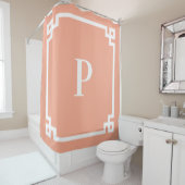 Peach en wit Grieks sleutel eenvoudige monogram Douchegordijn (In situ)