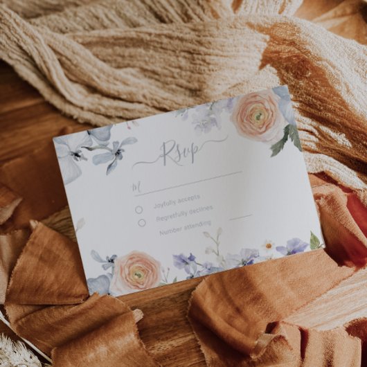 Peach Fuzz Dusty Blue Trendy bruiloft RSVP Kaartje