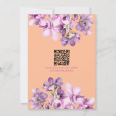 Peach Fuzz en Lila Bloemen met QR code Bruiloft Kaart (Achterkant)