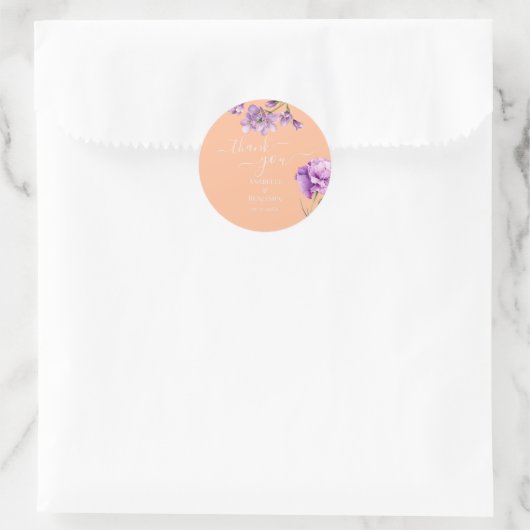 Peach Fuzz en Lila Waterverf Bloemenbruiloft Ronde Sticker (Tas)