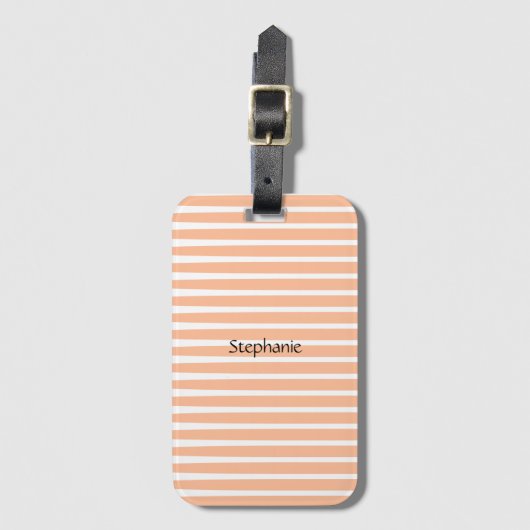 Peach Fuzz Monogram Aangepaste naam Stripes 2024 Bagagelabel (Voorkant (verticaal))