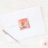 Peach Fuzz Roos Achtergrond Monogram Naam Hart Vierkante Sticker (Envelop)