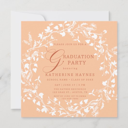 Peach Fuzz White Wildflower Wreath Afstuderen Kaart (Achterkant)