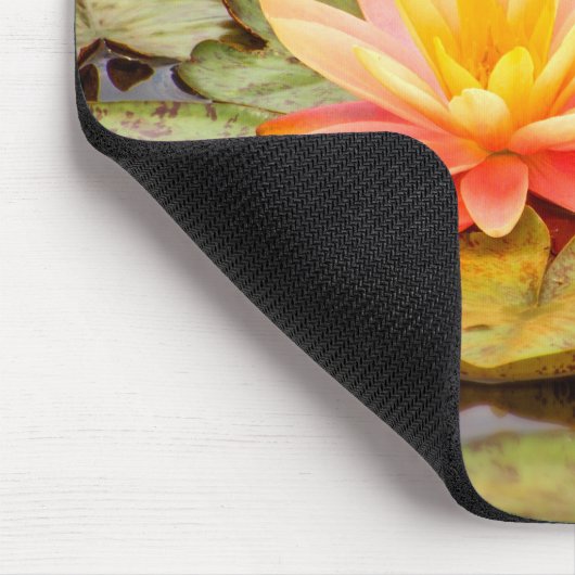 Peach Lotus Flower Muismat (Hoek)