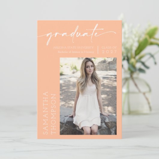 Peach Minimaal Script Twee Foto Graduation Party Kaart (Staand voorkant)