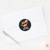 Peach not War Funny Fruit Pun Dark BG Ronde Sticker (Envelop)