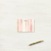  Peach Pink Cream Stripes Post-it® Notes (Op bureau)