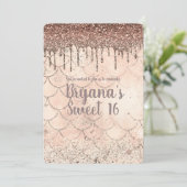 Peach Pink Glitter Drip Zeemeermin Sweet 16 Party Kaart (Staand voorkant)