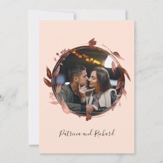 Peach Roos Monogram Calligraphy Photo Weddenschap Kaart (Achterkant)