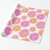 Peach roze Oranje Waterverf Zinnia Patroon Cadeaupapier (Uitgerold)
