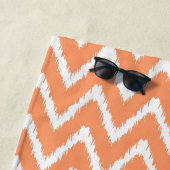 Peach Southern Cottage Chevrons Strandlaken (In situ)