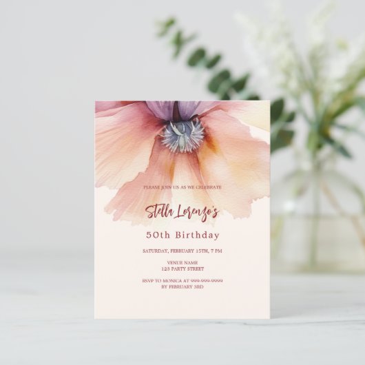 Peach watergekleurde bloemen budget verjaardag (Staand voorkant)