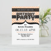Peach White Black Herringbone Birthday Invite Kaart (Staand voorkant)