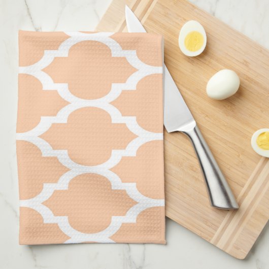 Peach White Moroccan Quatrefoil Pattern #4 Theedoek (Quarter Fold)